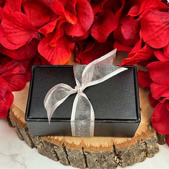 Handsome Blue and Silver 3D Lighthouse Cufflinks - Picture 16 of 16